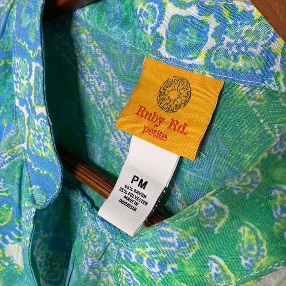 Ruby Rd. Petite Button down Shirt - Picture 4 of 6